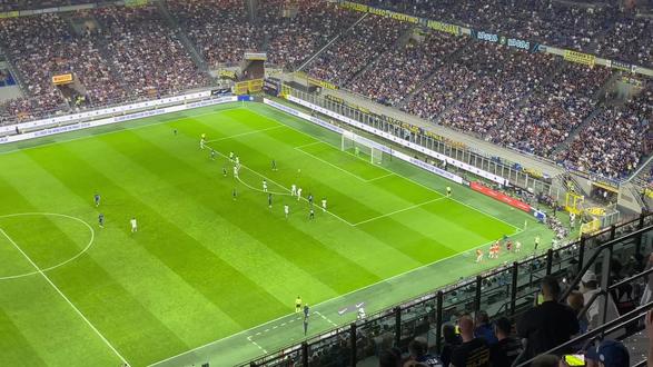 尤其是在上 尤其是在上